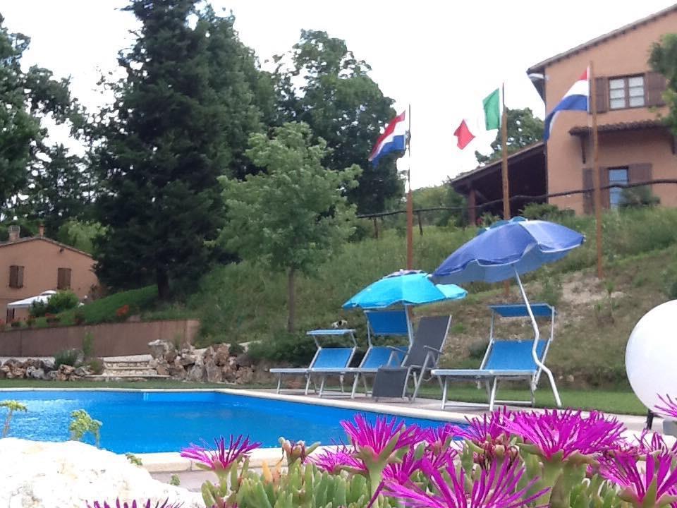 Agriturismo Gioie Di Campagna Fabriano Exterior foto